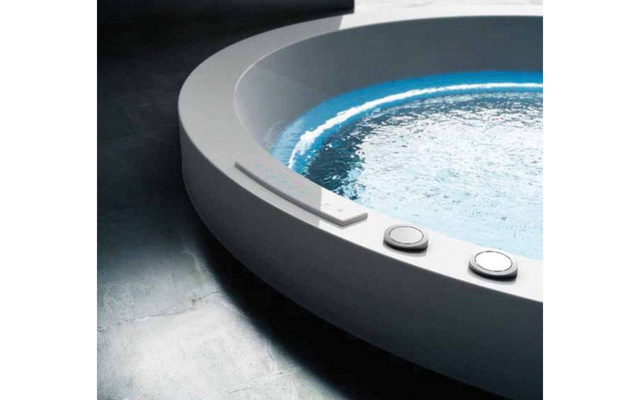 Aquatica Fusion Lineare HydroRelax Jetted Outdoor/Indoor Bathtub (US Version 240V/60Hz)